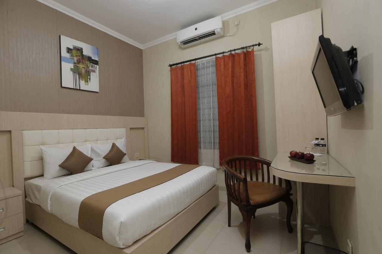 Hotel Atalie Malioboro By Natt'S Hospitality Yogyakarta Exterior photo